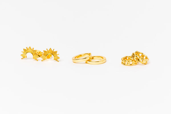 small gold earrings 