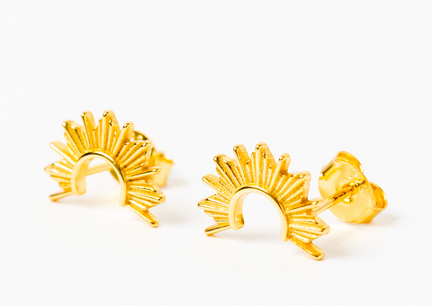 18K gold stud earrings set